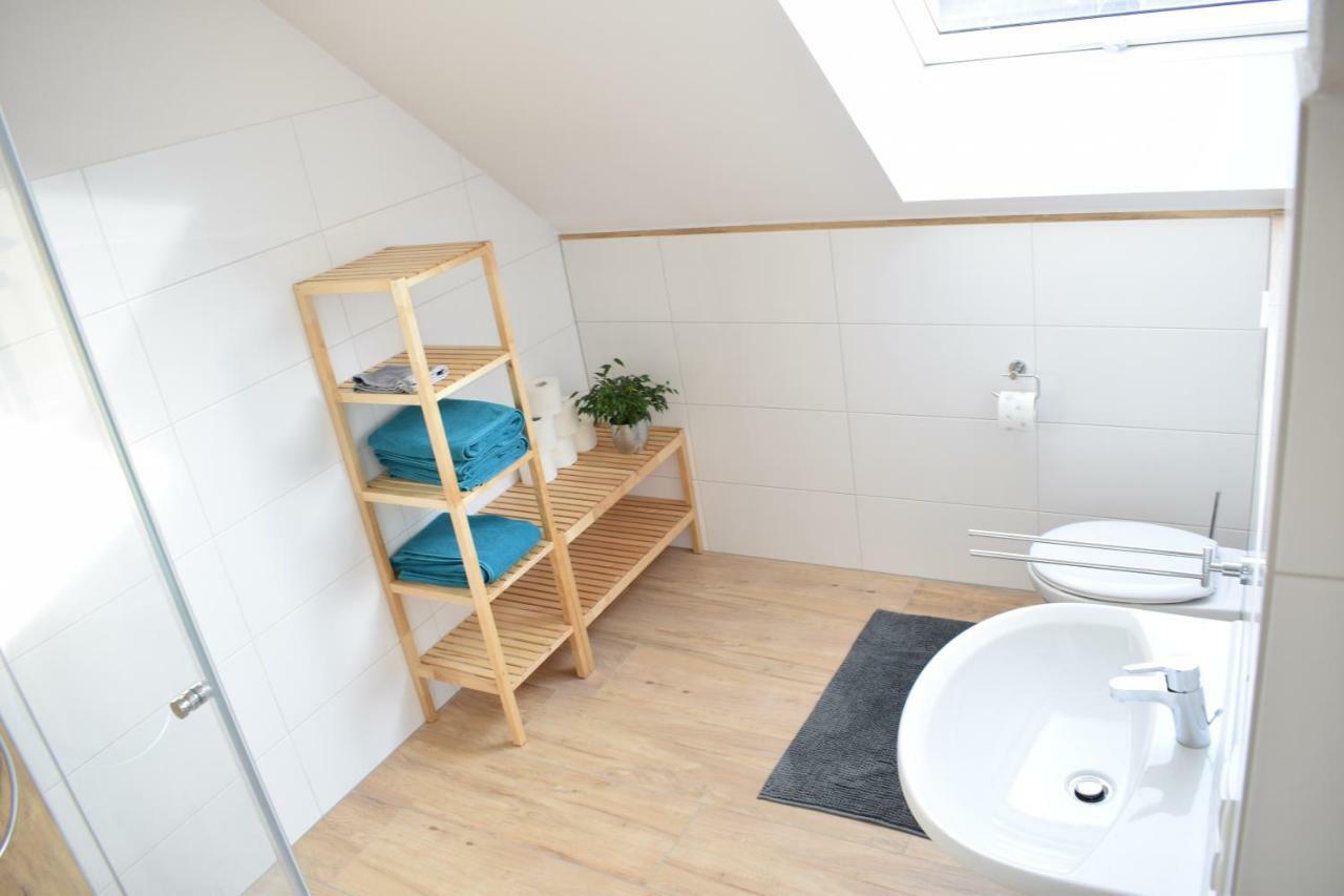 Einladende Ferienwohnung Auf Bauernhof In Sinzig Exterior photo
